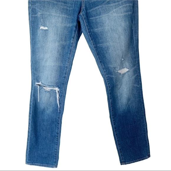 Madewell The Slim Boyjean in Brinville Wash: Rip and Repair Edition - Picture 7 of 11
